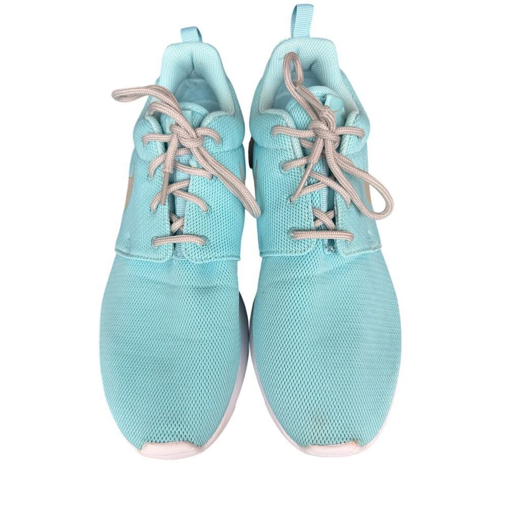 NIKE ROSHE ONE size Womens 9.5, workout, Cross Training Shoes, Blue